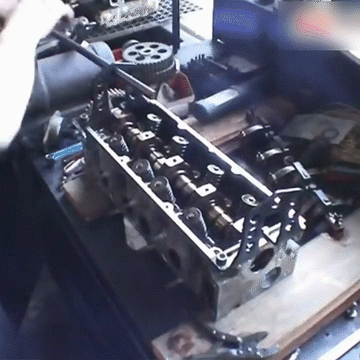 Cylinder Head Service Tool Kit being used