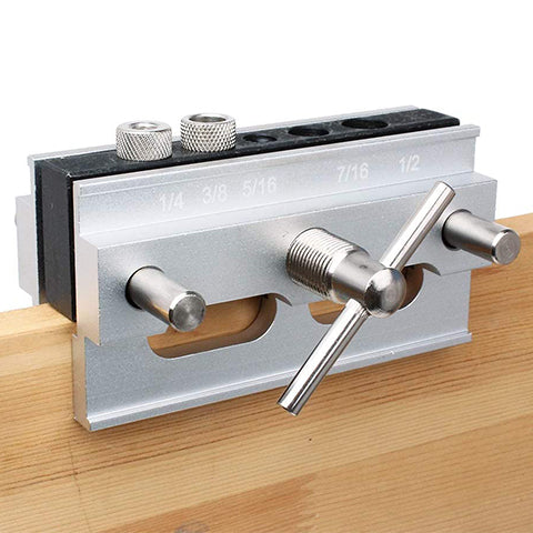 Self centring deals dowel jig